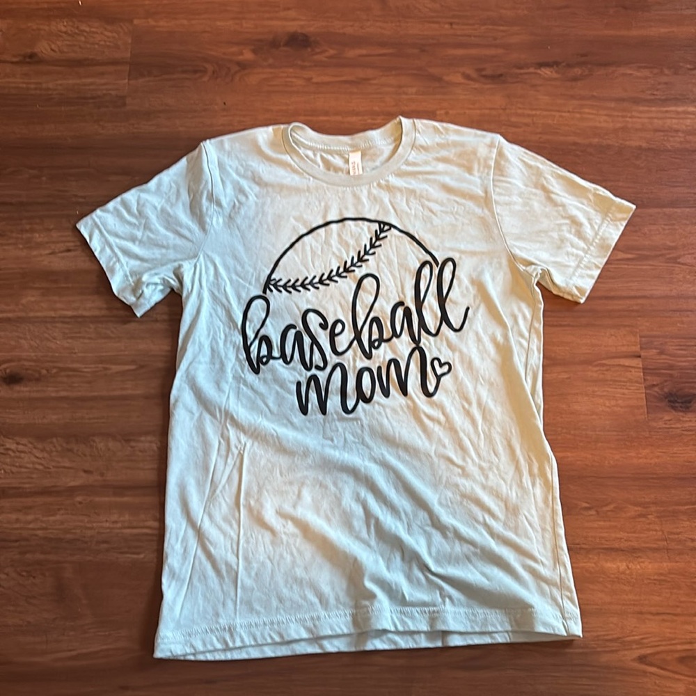 NWOT Baseball Mom Tee